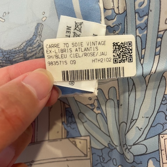Hermès Ex-Libris Atlantis scarf 70 - Picture 2 of 2